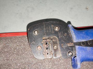 Pinza crimpatrice fotovoltaico
