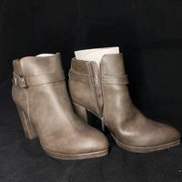 Stivaletti con tacco