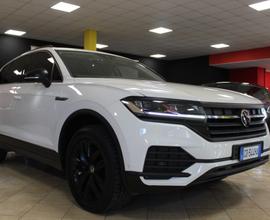 VOLKSWAGEN Touareg 3.0 V6 PACK BLACK CERTIFICATA