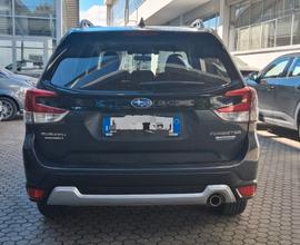 Subaru Forester 2.0 e-Boxer MHEV CVT Lineartronic 