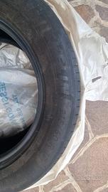 gomme Michelin 215/60/R17