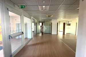 NEGOZIO A RUBANO