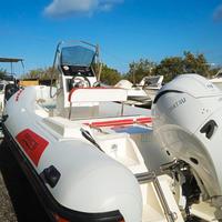 Arkos 19 Tohatsu MFS 115 e Rimorchio - CVT Nautica