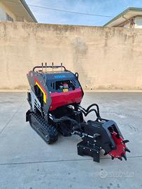 Fresaceppi semovente cingolato