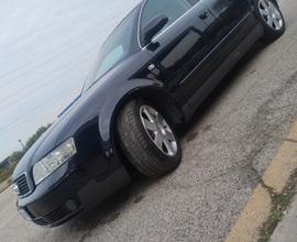 Audi A4 2.5 V6 TDI/180 CV cat Avant quattro
