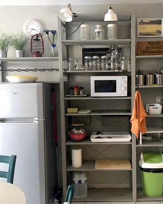 Composizione di scaffali Ivar Ikea