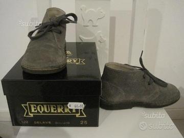 Scarponcino modello Clarks grigio N.25