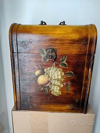 Porta bottiglie in legno 