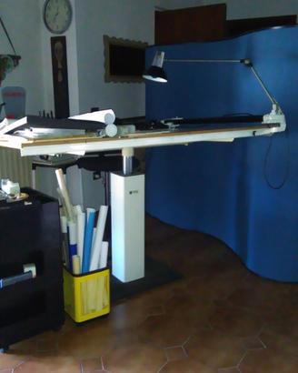 Tavolo da disegno bieffe e tecnigrafo zucor