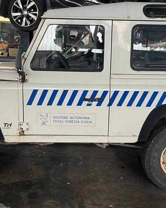 PONTE_ASSALE LAND ROVER DEFENDER