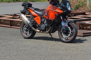 KTM 1050 adventure