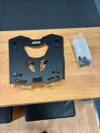 Portapacchi Givi Bmw R 1300 R/Gs/Rs/Adv / C 400