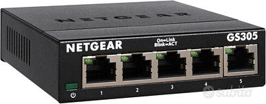 Switch NETGEAR GS305 + cavi Ethernet inclusi