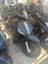 Piaggio Beverly 300 2015 UN 1 ANNO DI GARANZIA INC