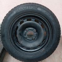 4 Gomme invernali 175/65 R14 82 + cerchioni ferro