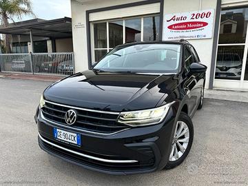 VOLKSWAGEN Tiguan 2.0 TDI 150CV SCR DSG Life