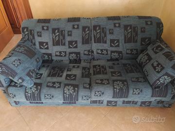 Divano 3 posti con letto a due piazze