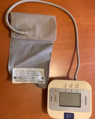 Misuratore di pressione Omron M3 intelli sense