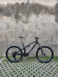 MEGAMO REASON AIR CRB 03 AXS TG.L