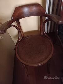 Antica sedia poltrona.