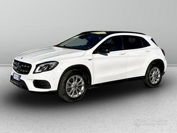Mercedes GLA 200 d Night Edition 4matic auto