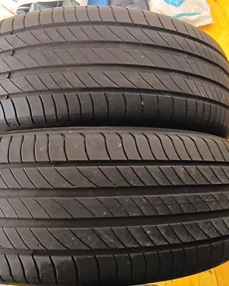 4 gomme 215/60 R17