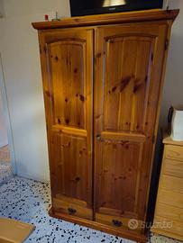 Armadio in legno 2 ante con cassetti
