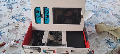 Nintendo Switch + Mario kart deluxe 8
