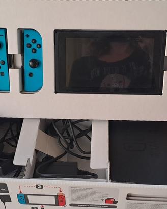 Nintendo Switch + Mario kart deluxe 8