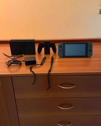 Nintendo switch + Minecraft in perfette condizioni