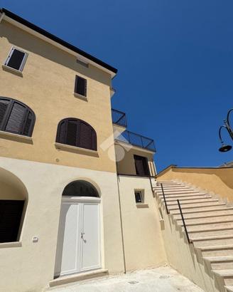 CASA SEMINDIPENDENTE A SAN CIPRIANO PICENTINO