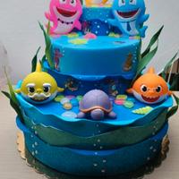 Torta scenografica Baby Shark 