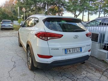 Hyundai Tucson 1.6 gpl