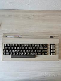 Commodore 64 + Joystick + Registratore + Cassette