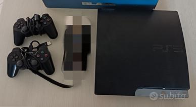PS3 con 2 Joypad e circa 28 giochi
