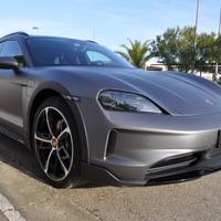 Porsche Taycan 4 Cross Turismo