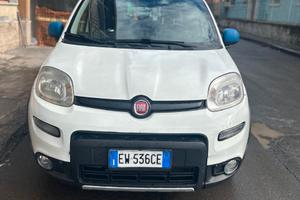 Panda 1.3 mtj 4x4 con gancio di traino 75 CV