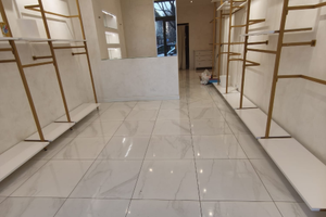 Locale commerciale di 53 m.q. in Santa Rita,Torino