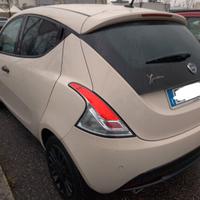 Lancia Ypsilon 1.0 Hybrid S&S Maryne