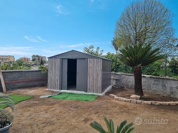 Casetta in lamiera da giardino