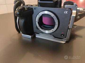Sony fx3   Cage e microfono in omaggio