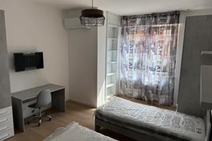 Camere studenti 300singola,400doppia"zona osped"