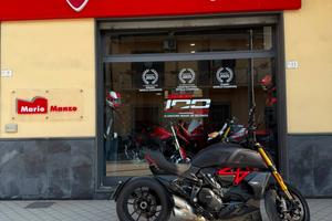 Ducati Diavel 1260 S nero anno 2022