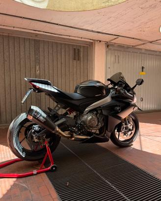 Aprilia RS660 scarico completo, pedane, piastra