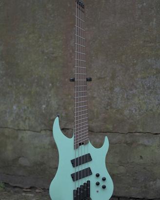 Basso Legator Wraith 5 – Sea Foam Green Satin, fan