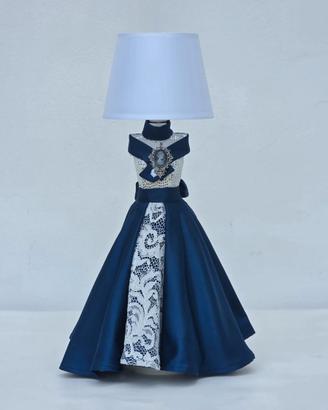 Lampada da Tavolo Elegante Scultura Manichino Blu