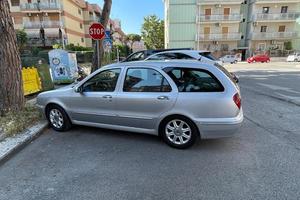 AUTO -  LANCIA LYBRA