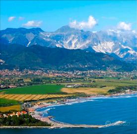Fra le Cinque Terre e la Versilia