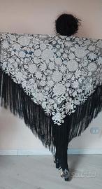 Grande scialle in seta in stile mantón di Manila