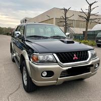 Mitsubishi pajero sport anno 2002 con tenda